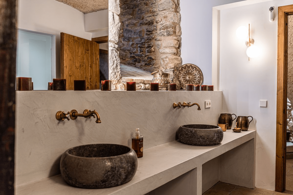 Castell de Falgons Baño