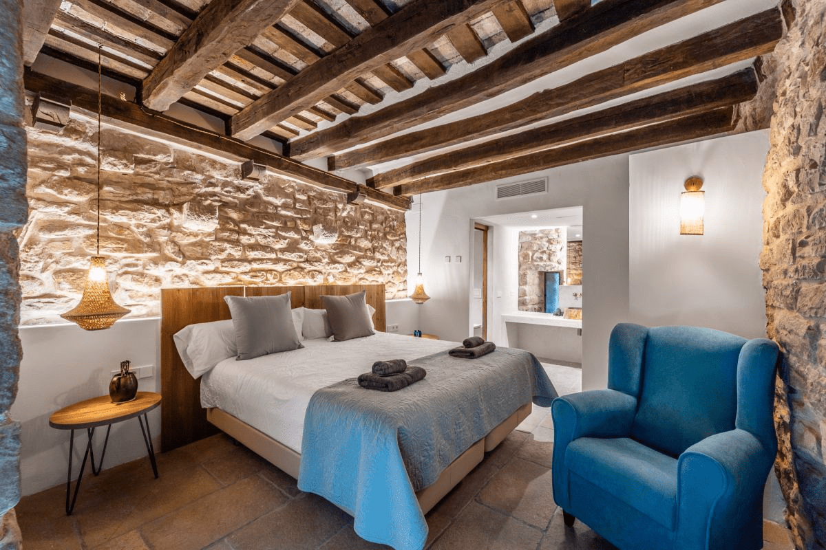 Castell de Falgons habitacion