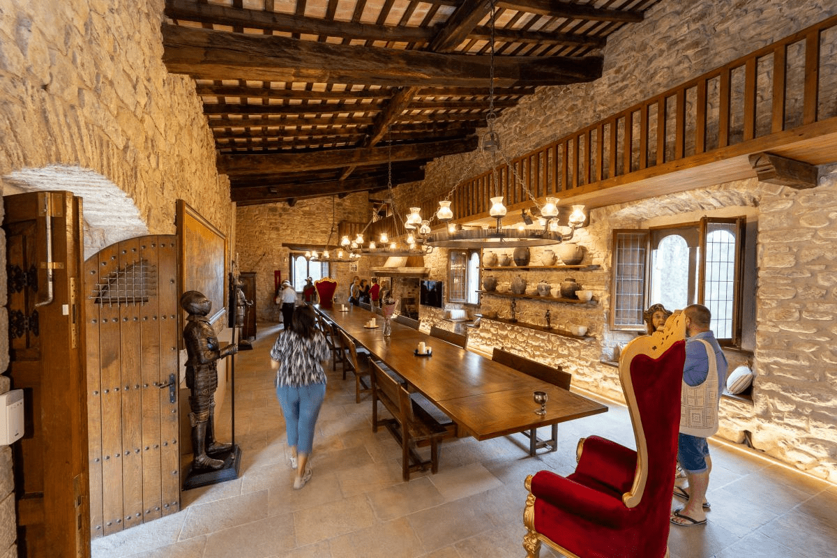 Castell de Falgons sala de estar